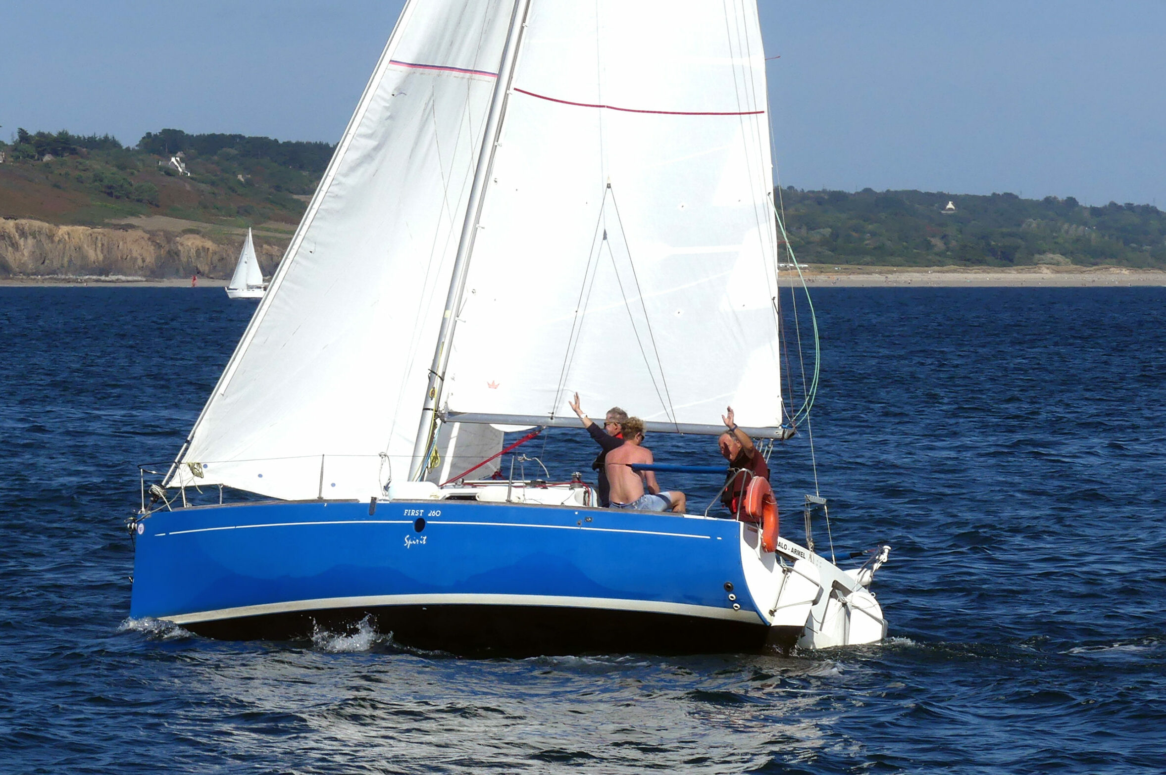 First 260 - Bateaux de Location Crozon - Catavoile 29
